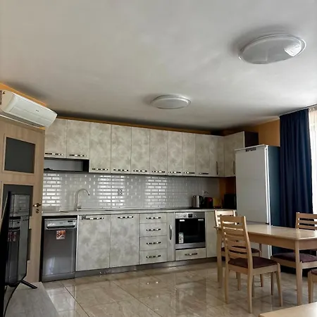 Markapart 4 - Center - Sleeps 5 Apartamento Ruse