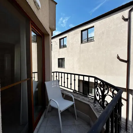Apartment Markapart 4 - Center - Sleeps 5 Ruse