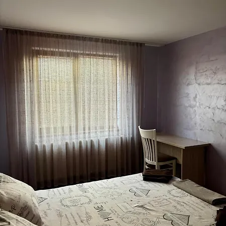 Markapart 4 - Center - Sleeps 5 *